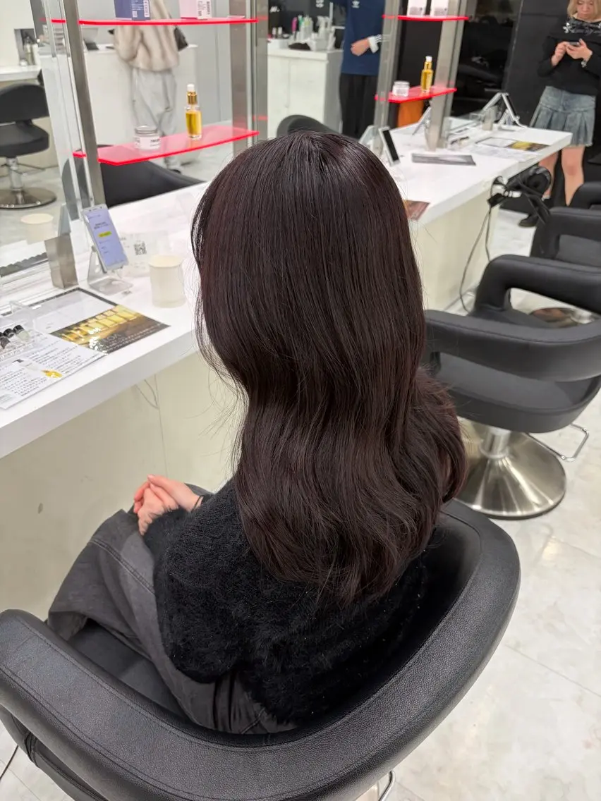 ロング カラー カット ヘアカラー 韓国トレンドヘア🤍 Chima🤍のヘアスタイル