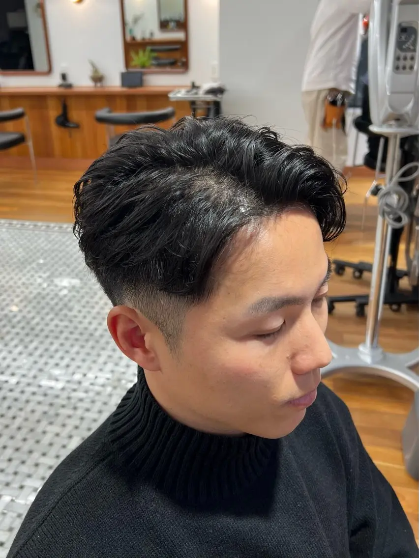 ショート メンズ カット メンズカット✂️ スキンフェード伊藤陸のヘアスタイル