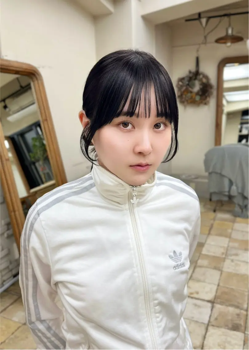 前髪+顔周りカット(シャンプーブローなし)の写真