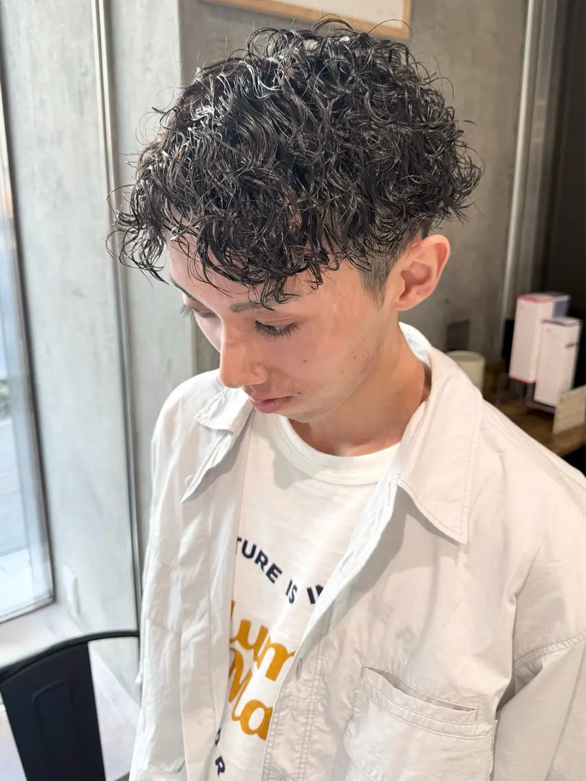 ショート メンズ メンズブリーチ ボブ 髪質改善 レイヤーカット ショートヘア カット パーマ トリートメント LUCK 本厚木店のヘアスタイル