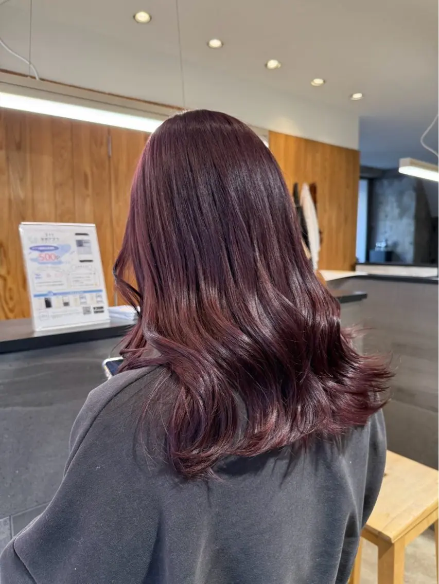 ロング カラー ヘアアレンジ 末政 李椛のヘアスタイル