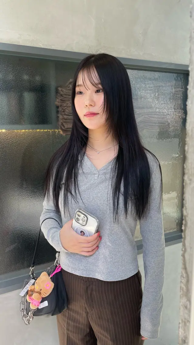 ロング カット 佐伯 和佳のヘアスタイル