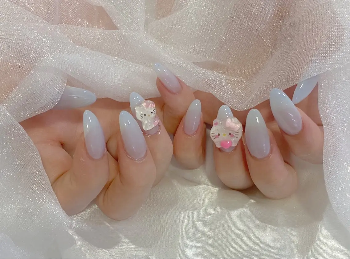 ネイル Limnail🤍 ayaのネイルデザイン