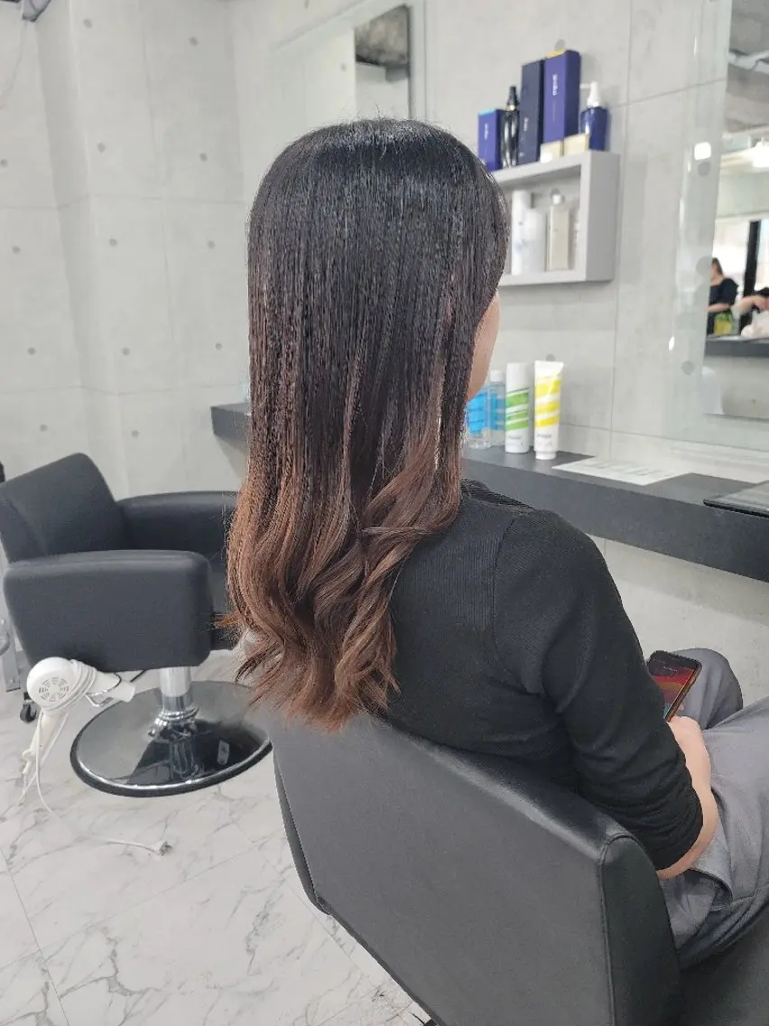 ロング カラー ❇️安達 優心❇️ レイヤー/艶髪特化のヘアスタイル