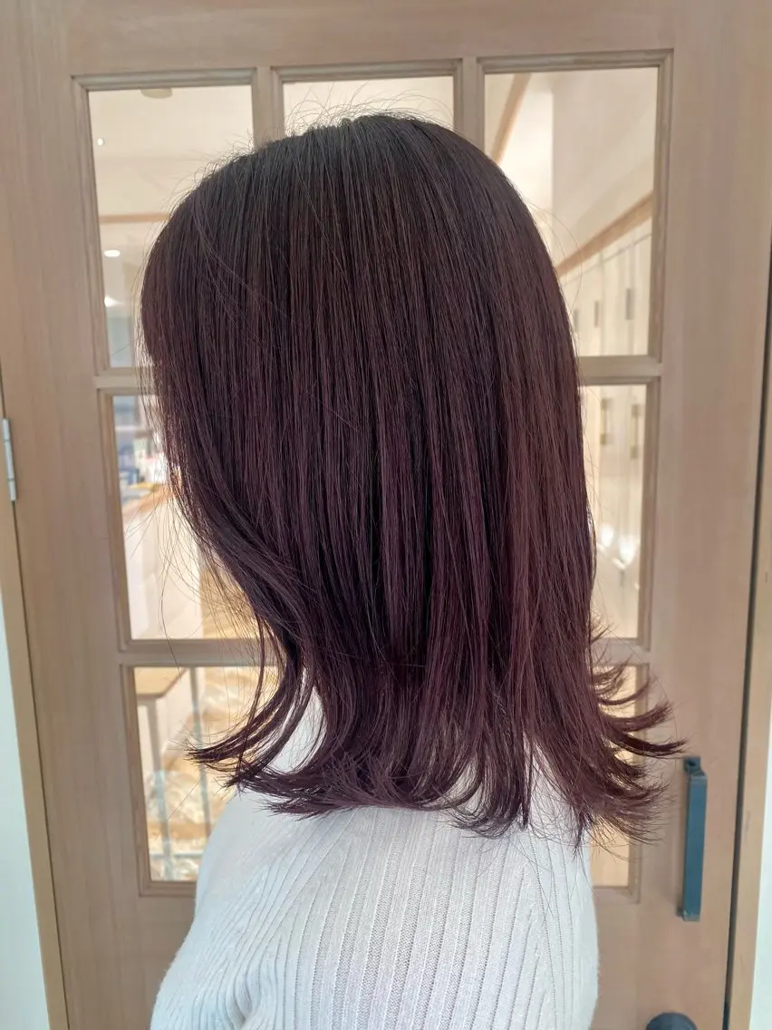セミロング ピンクラベンダー カット ヘアカラー 原 朱莉のヘアスタイル