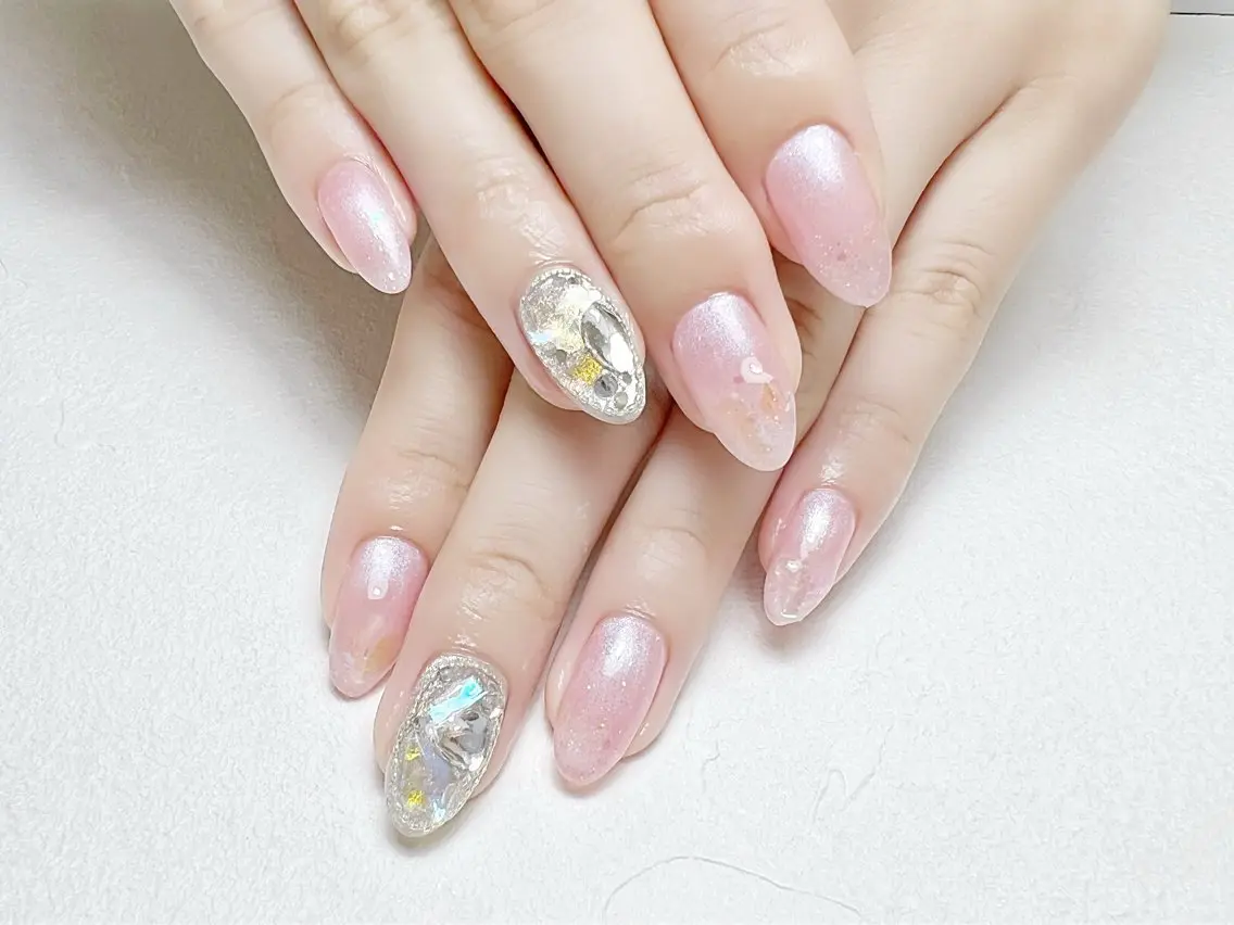 ネイル 氷ネイル・うるうるネイル キラキラネイル ワンホンネイル rouse nail RISATOのネイルデザイン