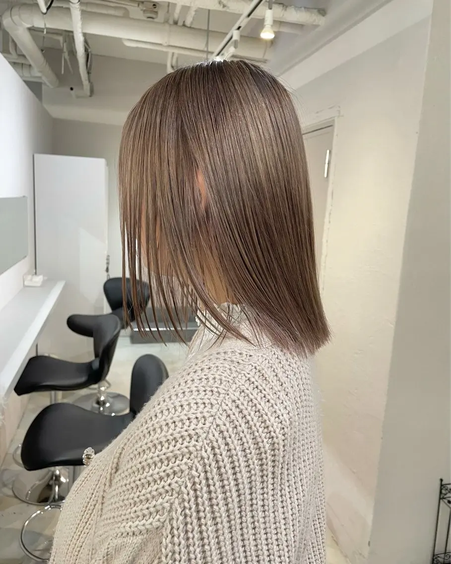 ミディアム カラー ベージュカラー ミルクティーベージュ ボブ カット ヘアカラー トリートメント 艶髪/透明感カラー tawadaのヘアスタイル