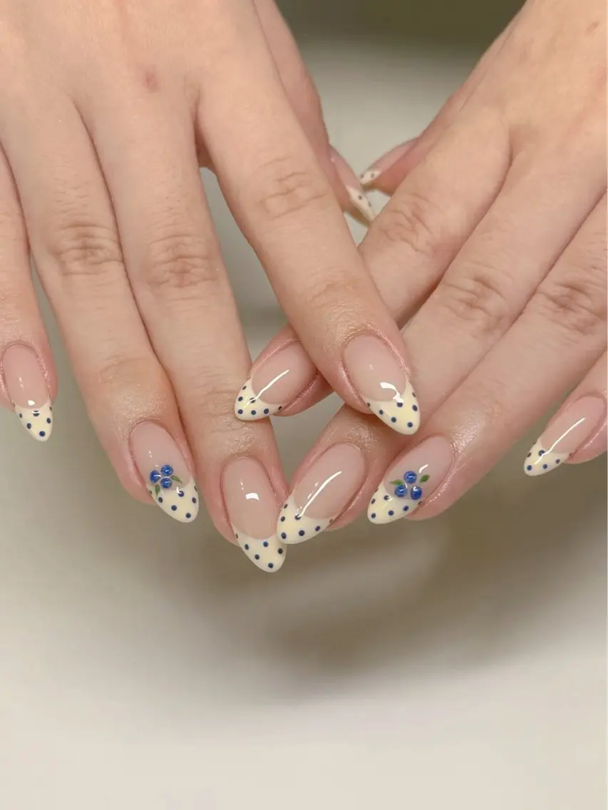 カラー Pun Sora Nailのネイルデザイン