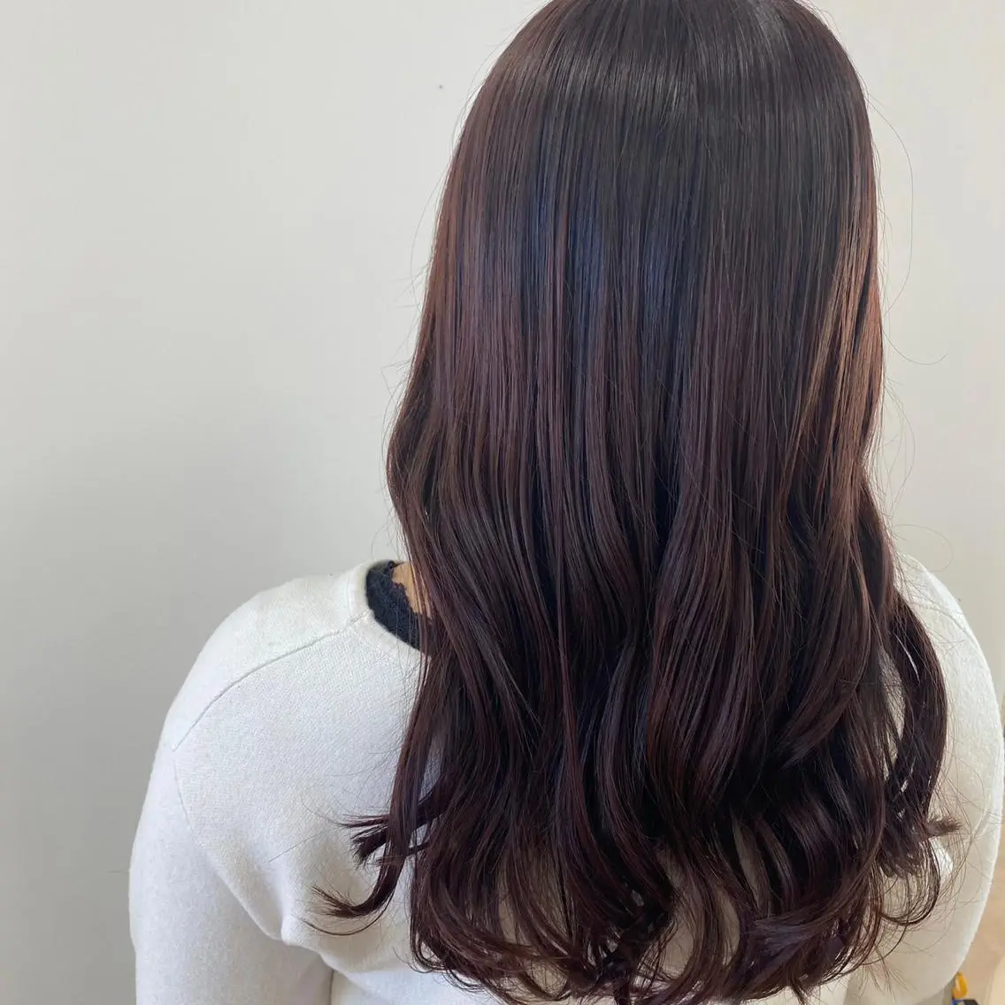 カラー Ashanti 有川のヘアスタイル