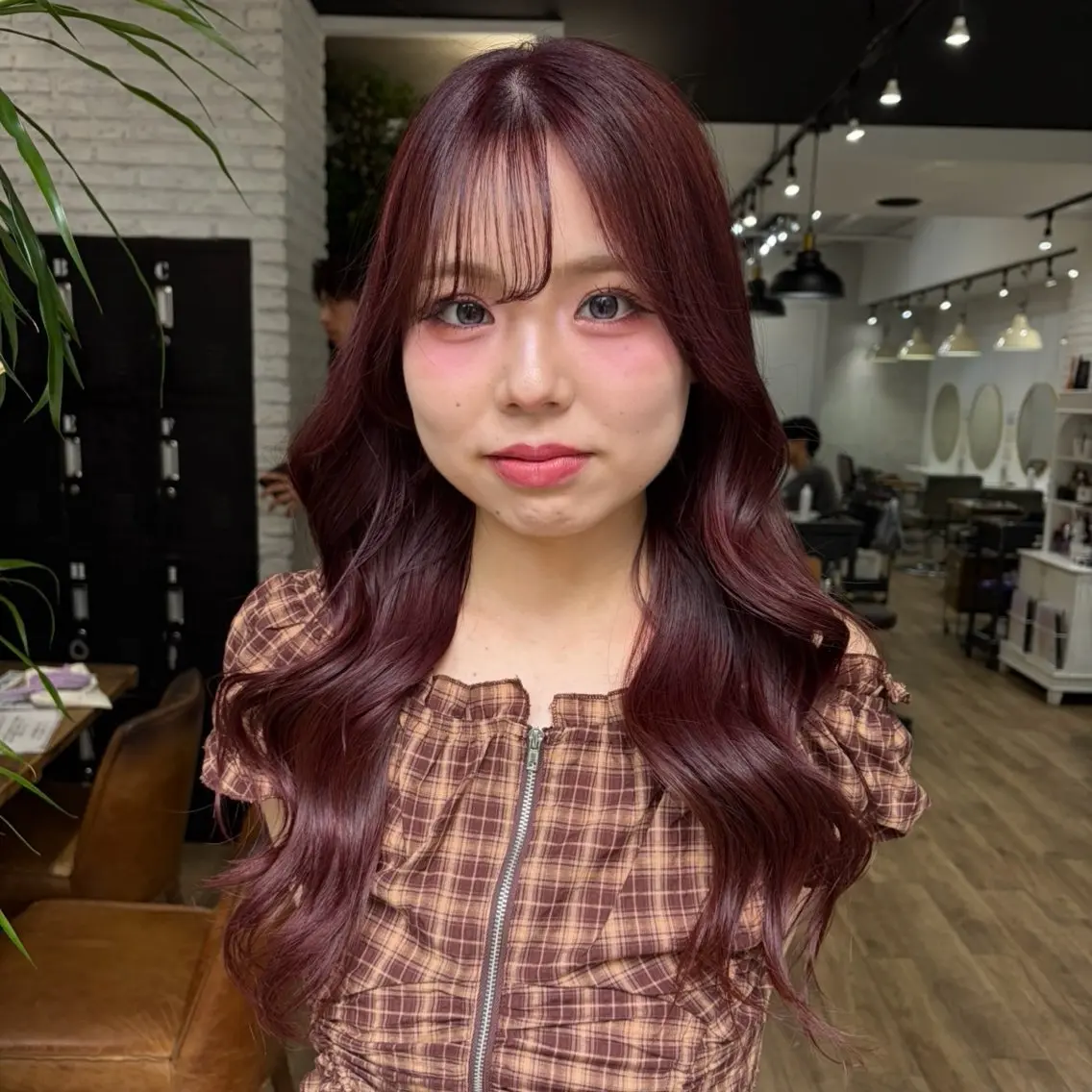 ロング カラー ヘアアレンジ レッドカラー カット ヘアカラー トリートメント あおい 🍒暖色カラーのヘアスタイル