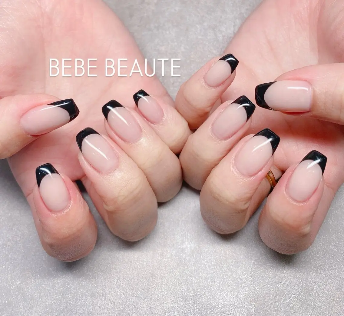 ネイル ハンドネイル BEBE BEAUTEのネイルデザイン