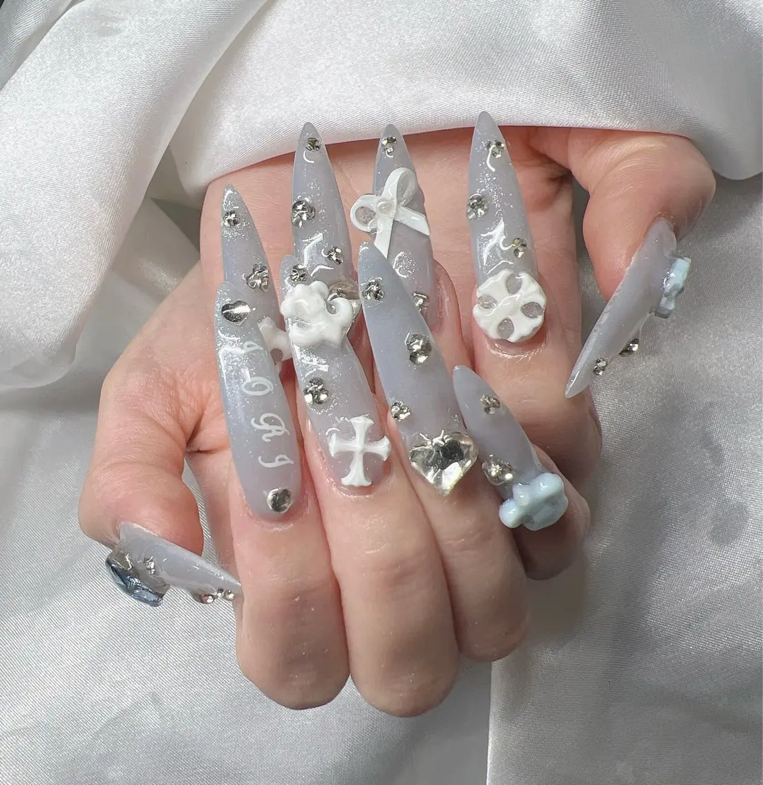 ネイル ハンドネイル Lee Nailsのネイルデザイン