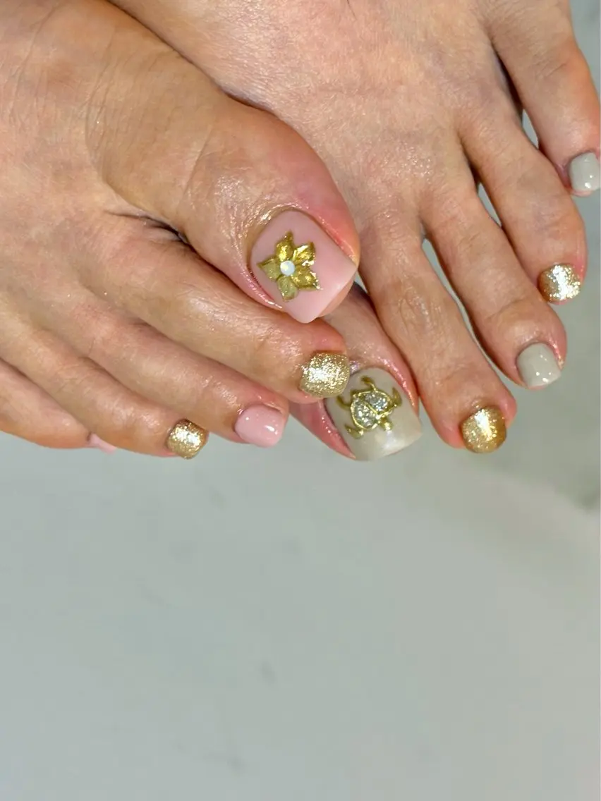 ネイル FIORITURA Maikoのネイルデザイン