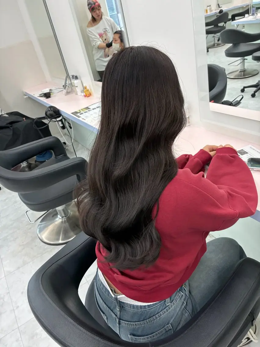 ロング ヘアカラー トリートメント かわいいモテカラー 🎀SAAKA🎀のヘアスタイル