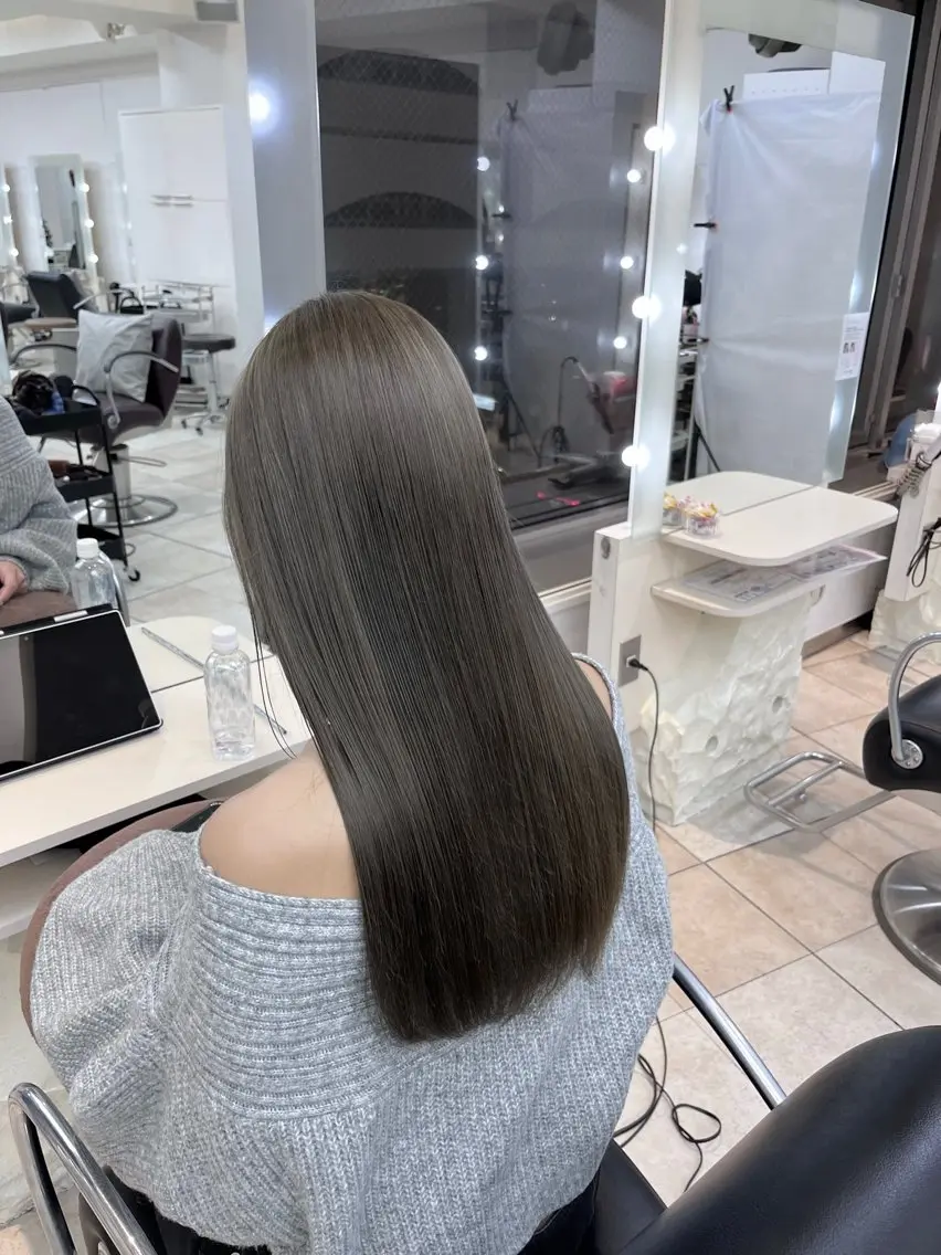 ロング カラー 透明感カラー グレージュ オリーブグレージュ オリーブグレー 韓国レイヤー×モテ髪 /MITSUKI🤍のヘアスタイル
