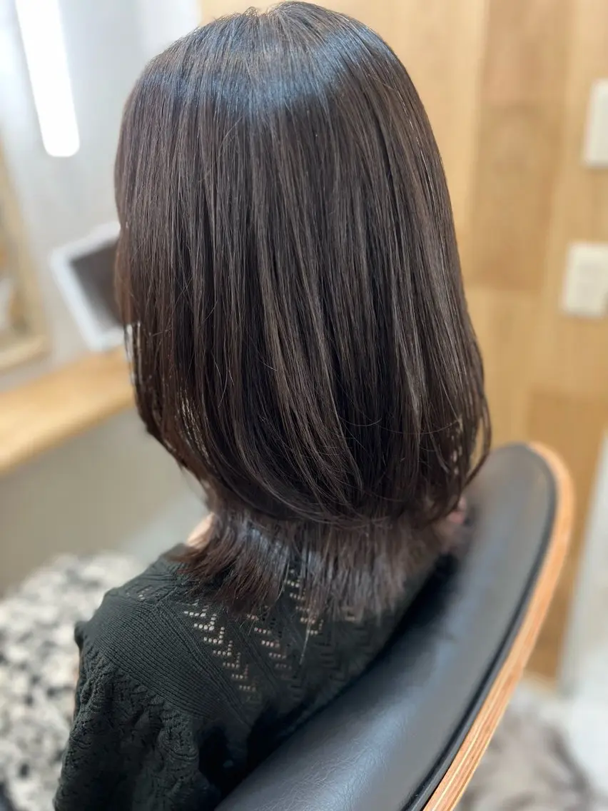 ミディアム ミディアムレイヤー レイヤーカット カット トリートメント 川村 昌広のヘアスタイル