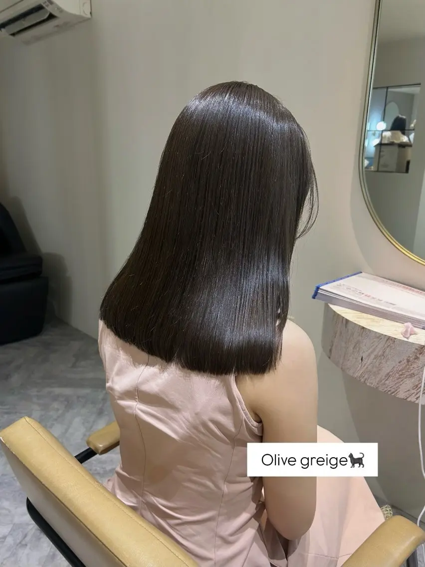カラー カット ヘアカラー トリートメント lomalia moekaのヘアスタイル
