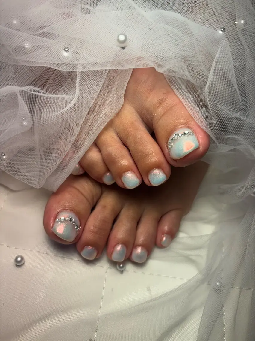 ネイル フラッシュネイル フットネイル フレンチネイル ジェルネイル ガラスフレンチ Nail salon Natulalのネイルデザイン