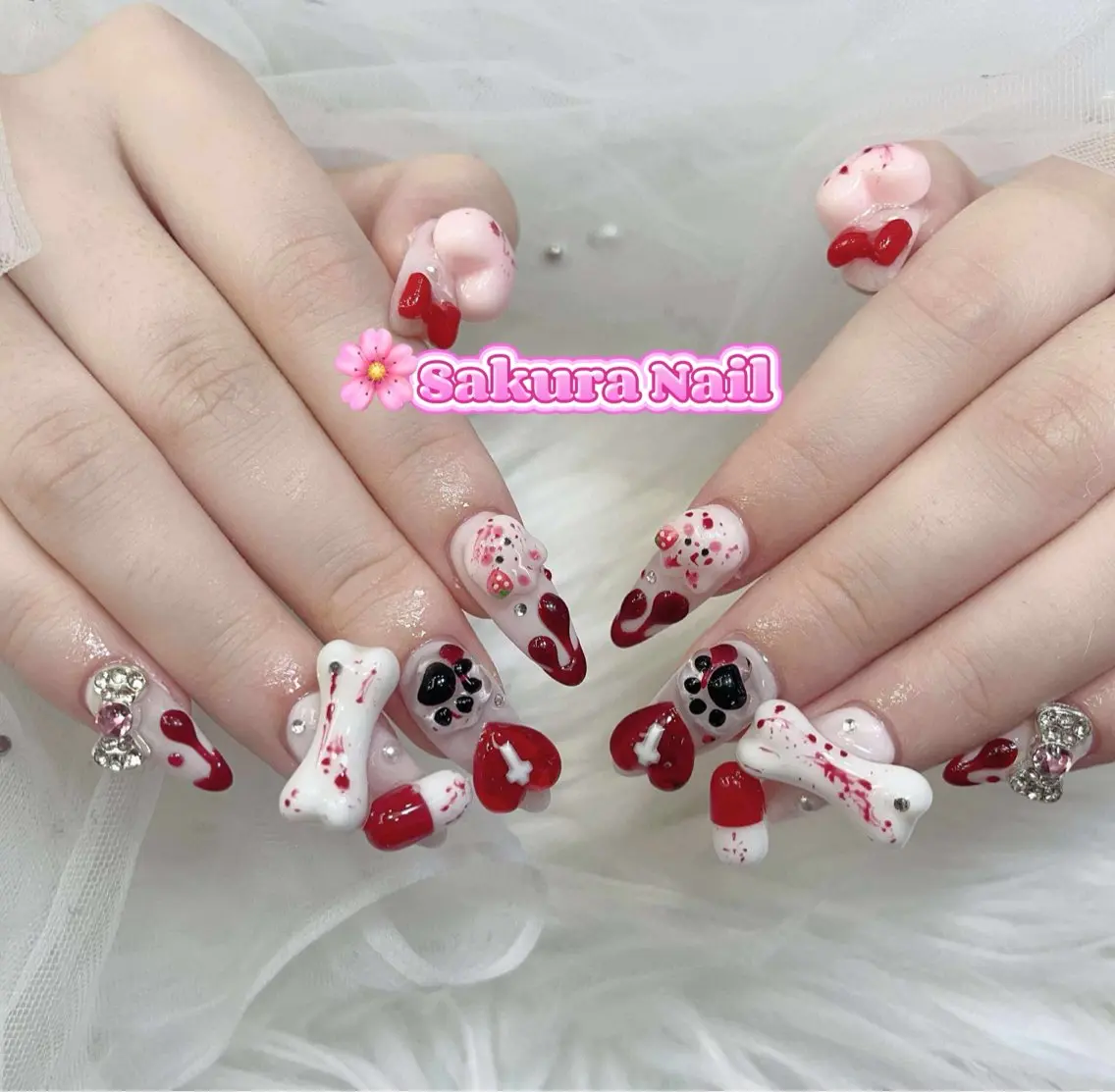 ネイル アートネイル オーロラネイル ボルドー チークネイル フレンチネイル ハンドネイル Sakura Nail Salonのネイルデザイン