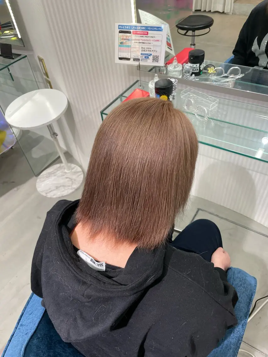 ショート カラー 安井まゆ _Box mico.のヘアスタイル