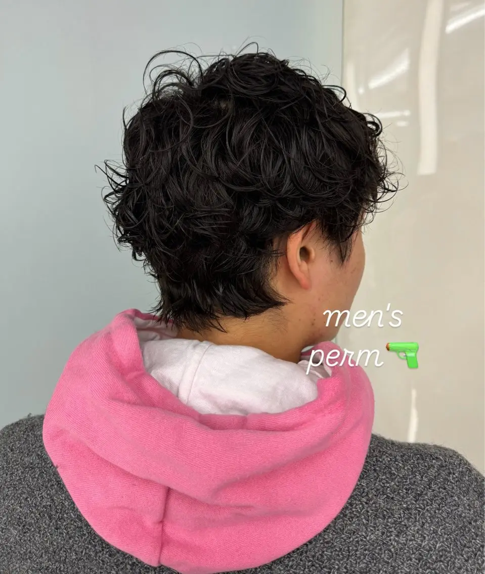 ショート パーマ メンズ レイヤーカット 🫒natsuのヘアスタイル