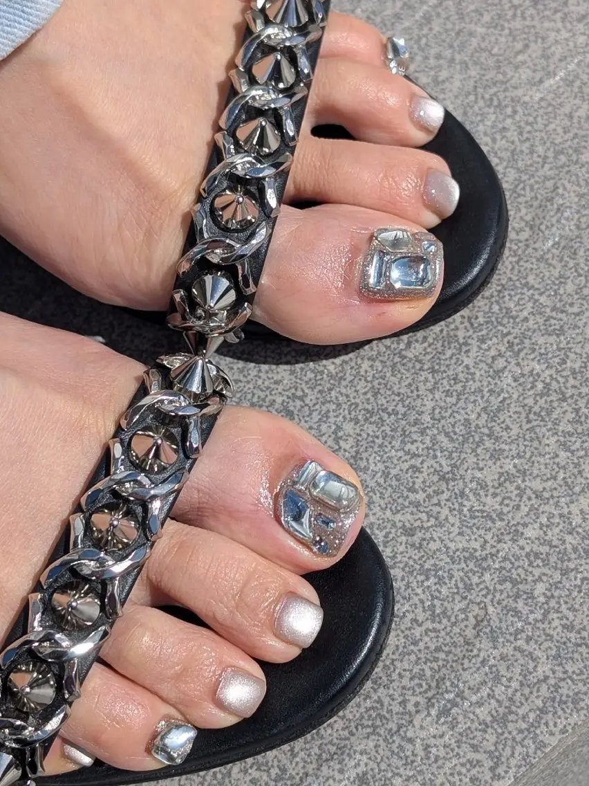 ネイル フットネイル kii nailsのネイルデザイン