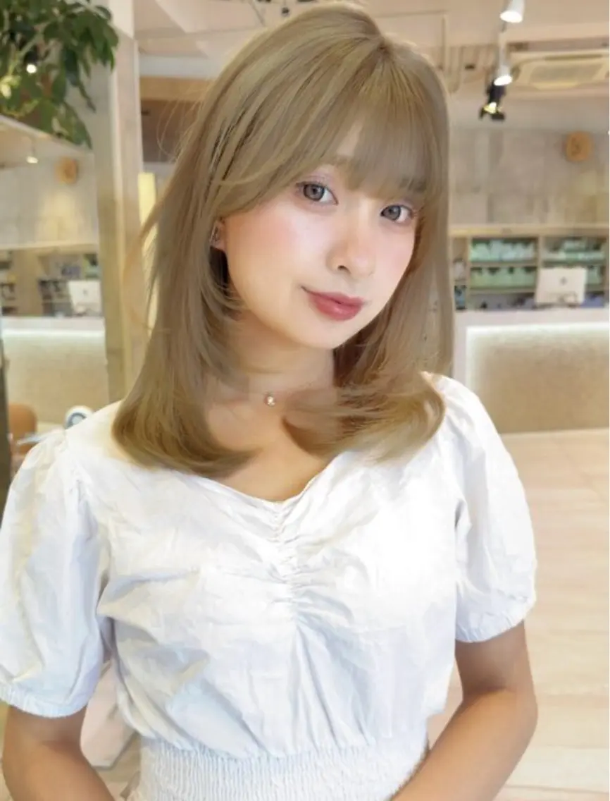 セミロング カット トリートメント 表参道✂️レイ ヤー/ショート/荒砂のヘアスタイル