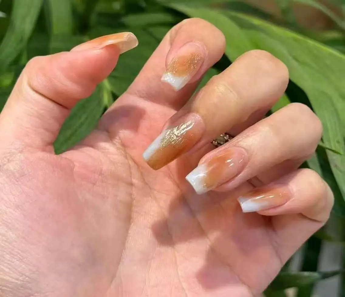 ネイル オーロラネイル フラワーネイル フットネイル フレンチネイル ジェルネイル ハンドネイル BabyYouMi nailのネイルデザイン