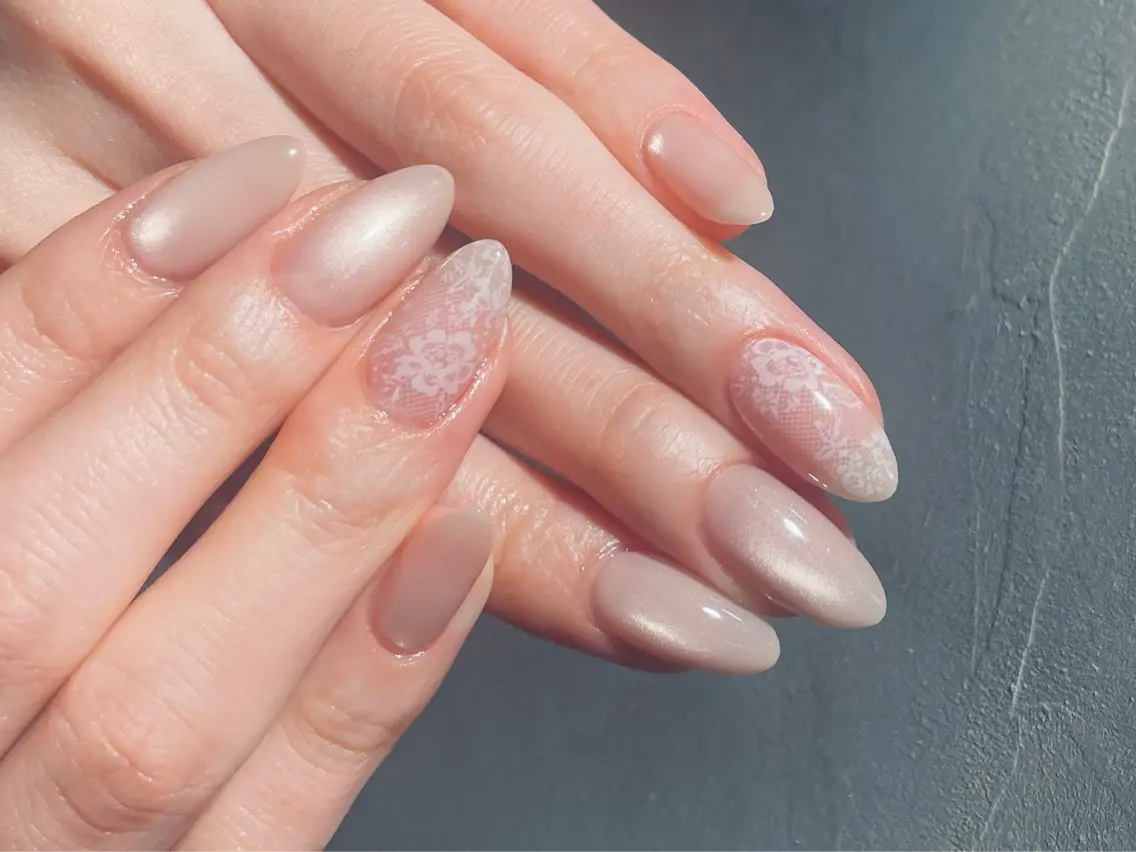 ネイル ハンドネイル Rika🌼 シンプル•マグネットのネイルデザイン