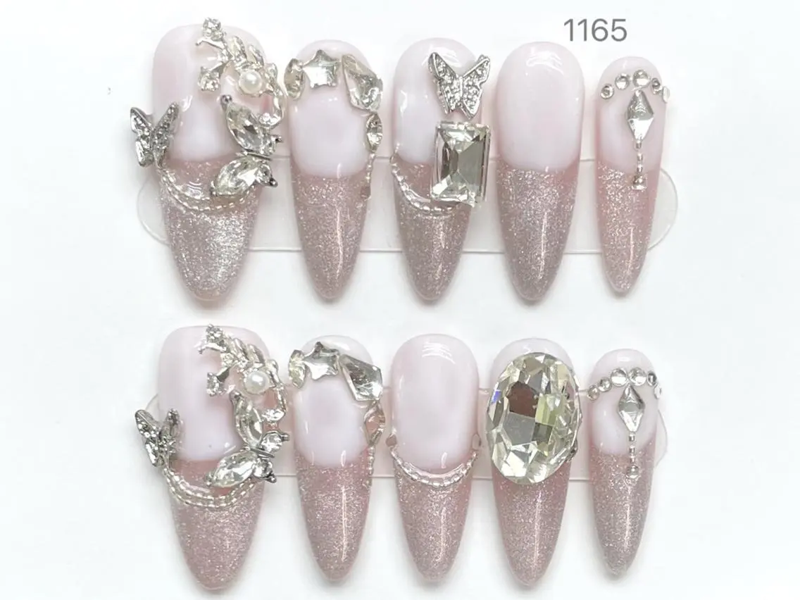 ⏰【時短施術】⏰魅力倍増✨現品プレミアムネイルチッププラン💅🌸上品な指先に変身!の写真