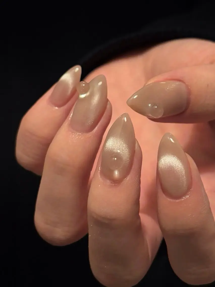 ネイル マグネットネイル ハンドネイル chika ／ nailのネイルデザイン