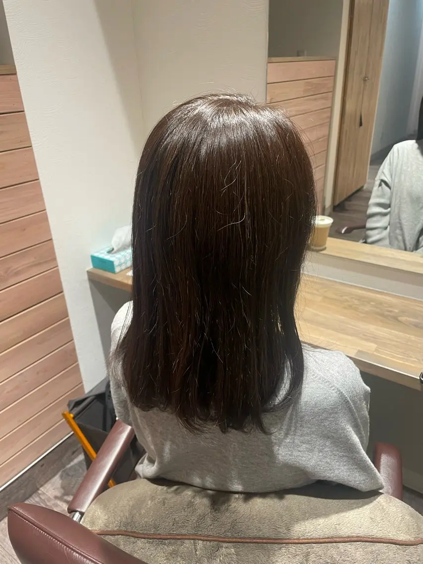 カラー SOL Matsumuraのヘアスタイル