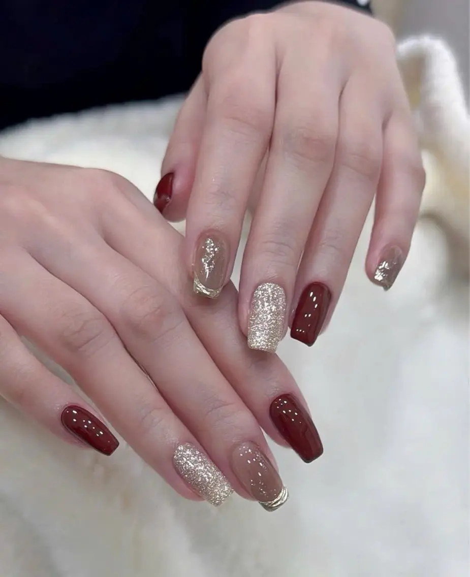 ネイル フレンチネイル キラキラネイル マグネットネイル ミラーネイル ニュアンスネイル ハンドネイル Tira Nailのネイルデザイン