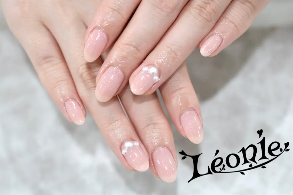 ネイル ハンドネイル Leonie やまざきのネイルデザイン