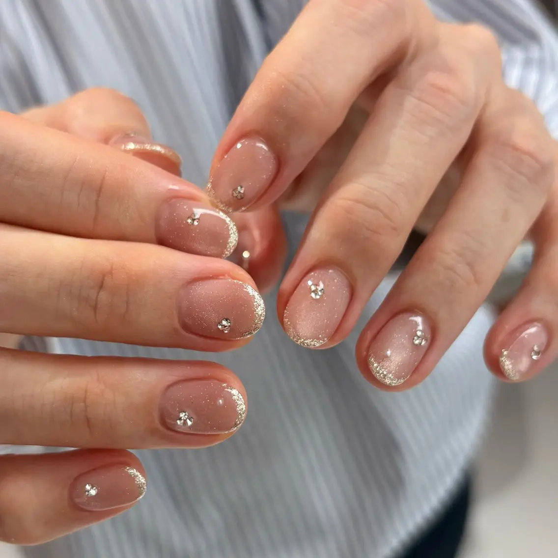 ショート ハンドネイル Iraise店🌞 Ayumiのネイルデザイン