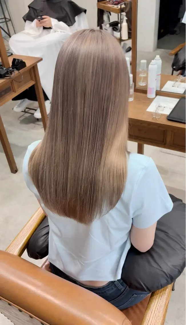 セミロング SONO 【一宮】のヘアスタイル