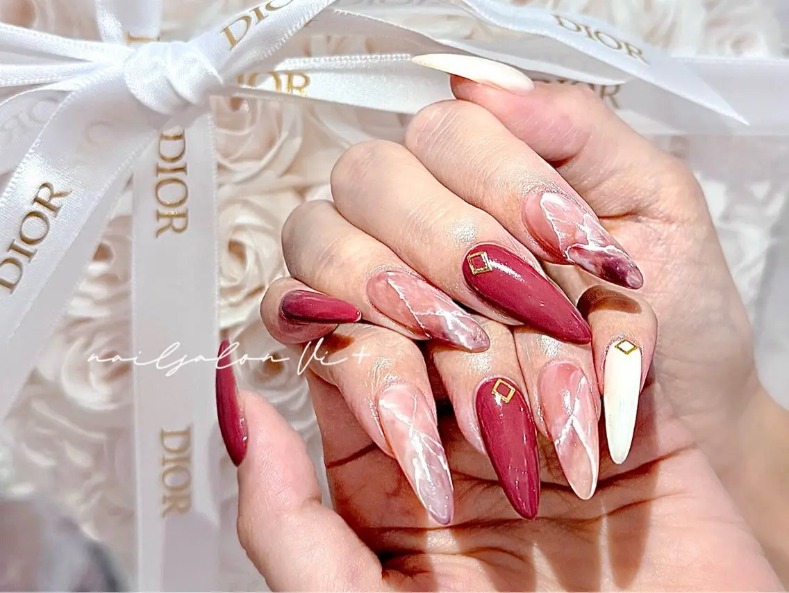 ネイル ハンドネイル ✨Nailsalon Vi+✨のネイルデザイン
