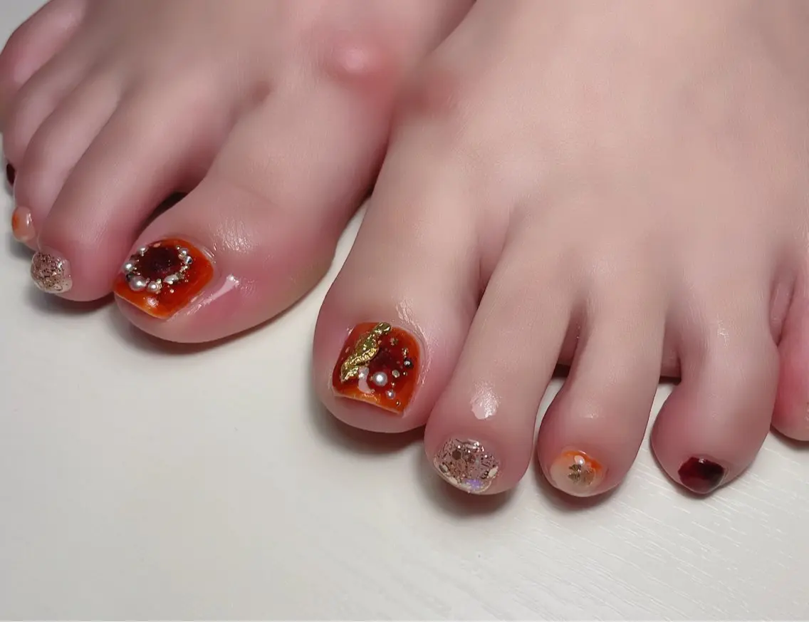 ネイル フットネイル COMOREVI nailのネイルデザイン
