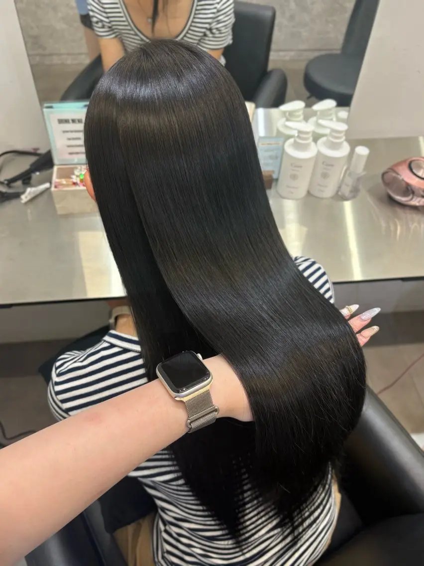 ロング ヘアカラー 縮毛矯正 Core髪質改善× カラーリストHaruのヘアスタイル