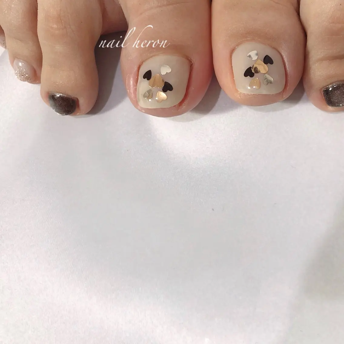 ネイル ハート フットネイル saki_ nail heronのネイルデザイン