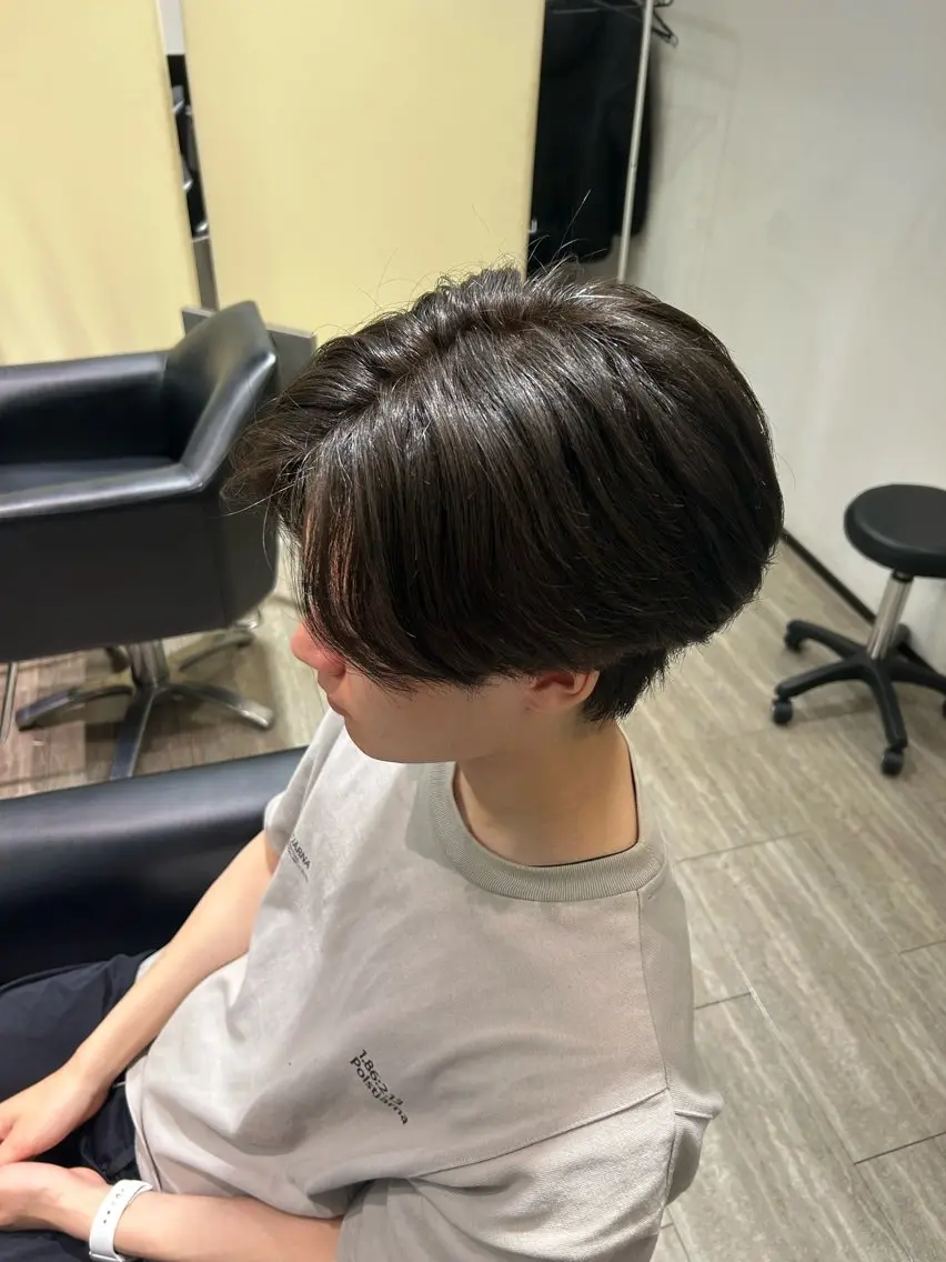 カラー メンズ ブラウンカラー カット ヘアカラー トリートメント ishizuka toaのヘアスタイル