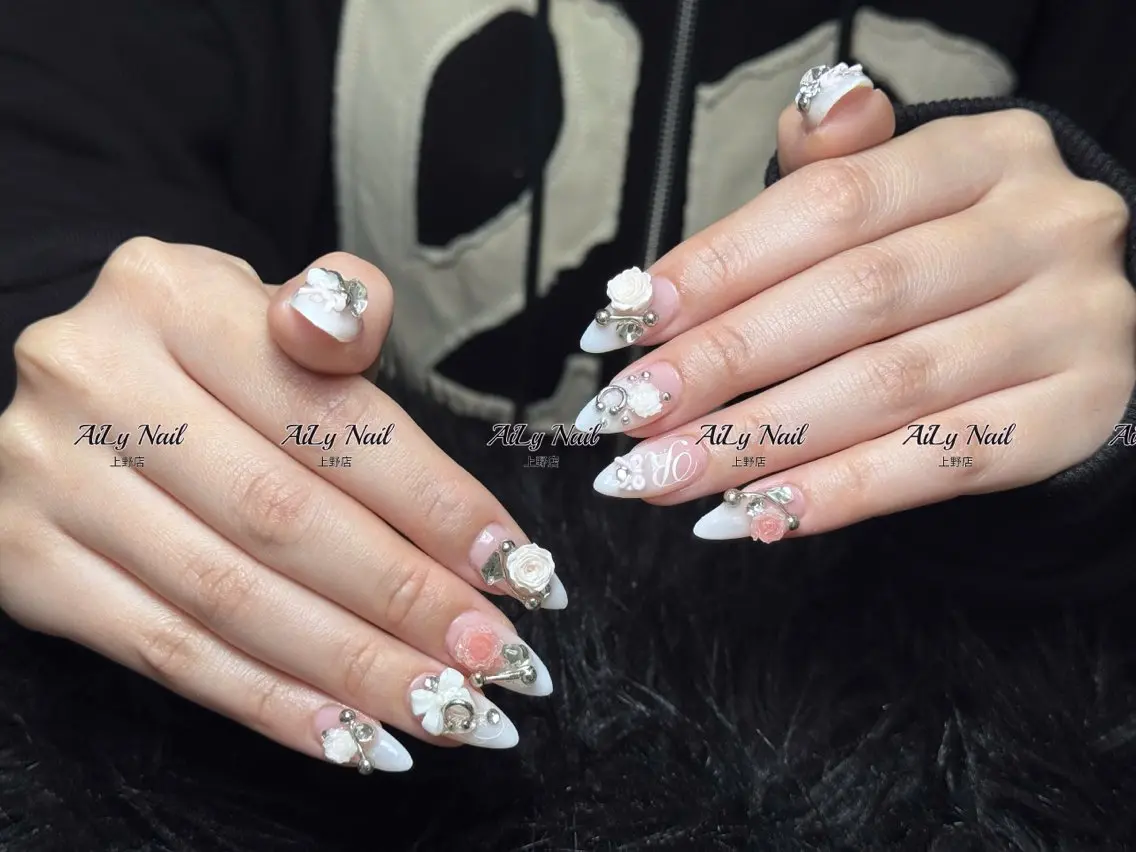 ネイル アートネイル ジェルネイル マグネットネイル ニュアンスネイル シンプルネイル ハンドネイル AiLy Nail 上野店のネイルデザイン