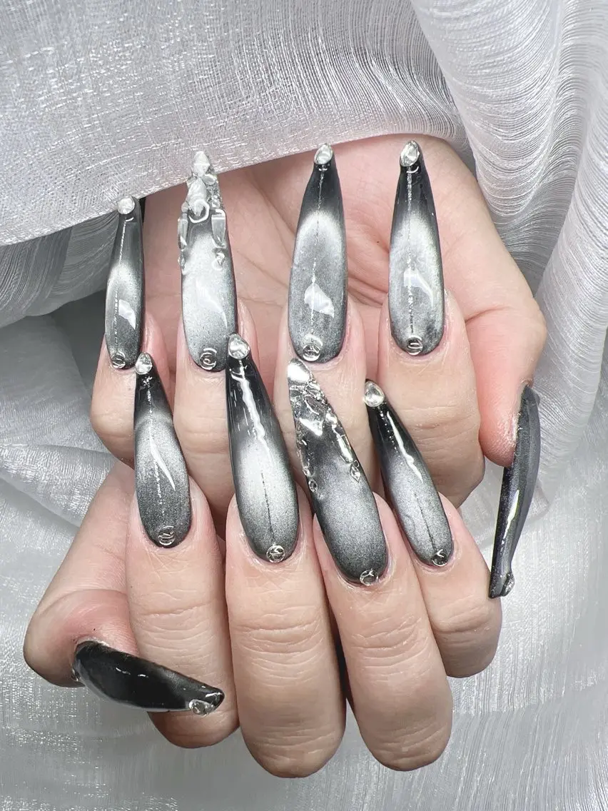 ネイル ハンドネイル Lee Nails チップ長さだし専門店のネイルデザイン