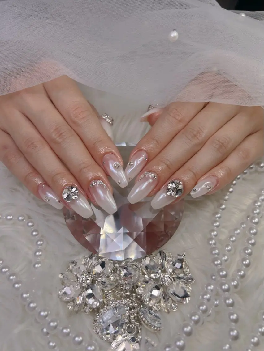ネイル アートネイル オーロラネイル チークネイル 長さ出し フットネイル Miya _nailのネイルデザイン