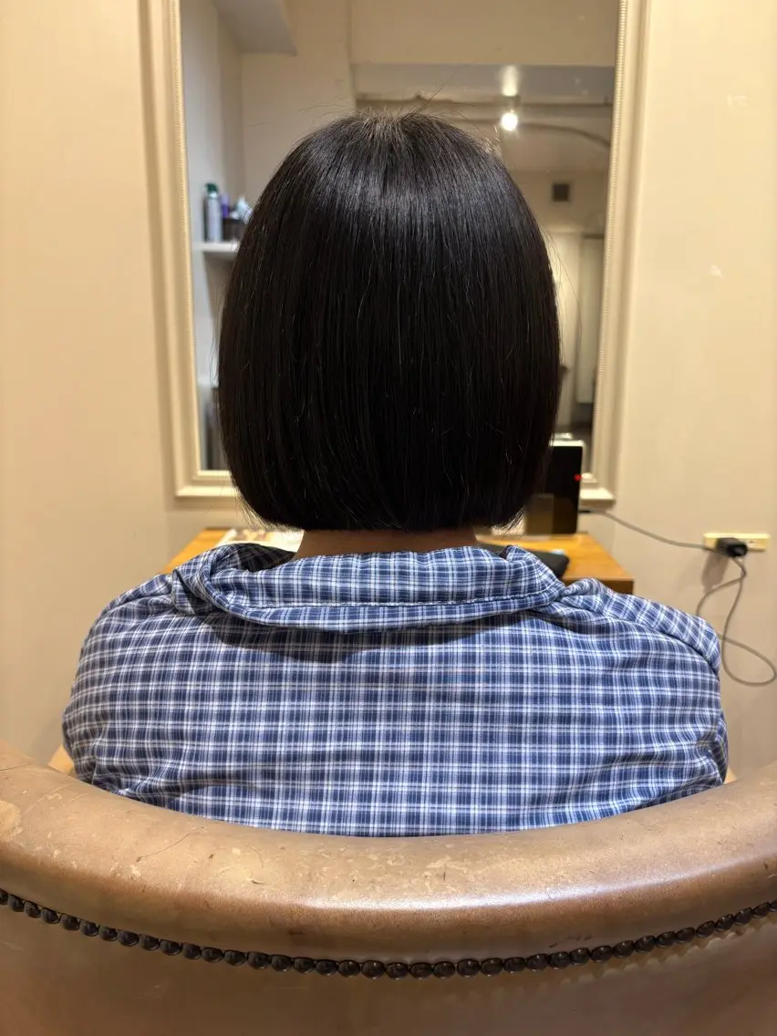ショート ボブ カット 伊藤 利澄のヘアスタイル