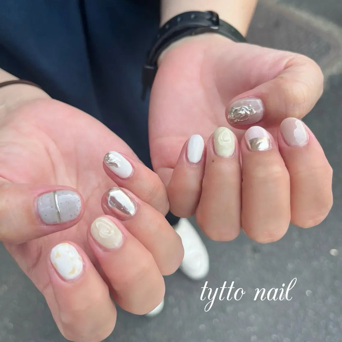 ネイル キラキラネイル 韓国ネイル ミラーネイル ニュアンスネイル オフィスネイル ハンドネイル tytto nail ❤︎‪‪eri‪‪のネイルデザイン