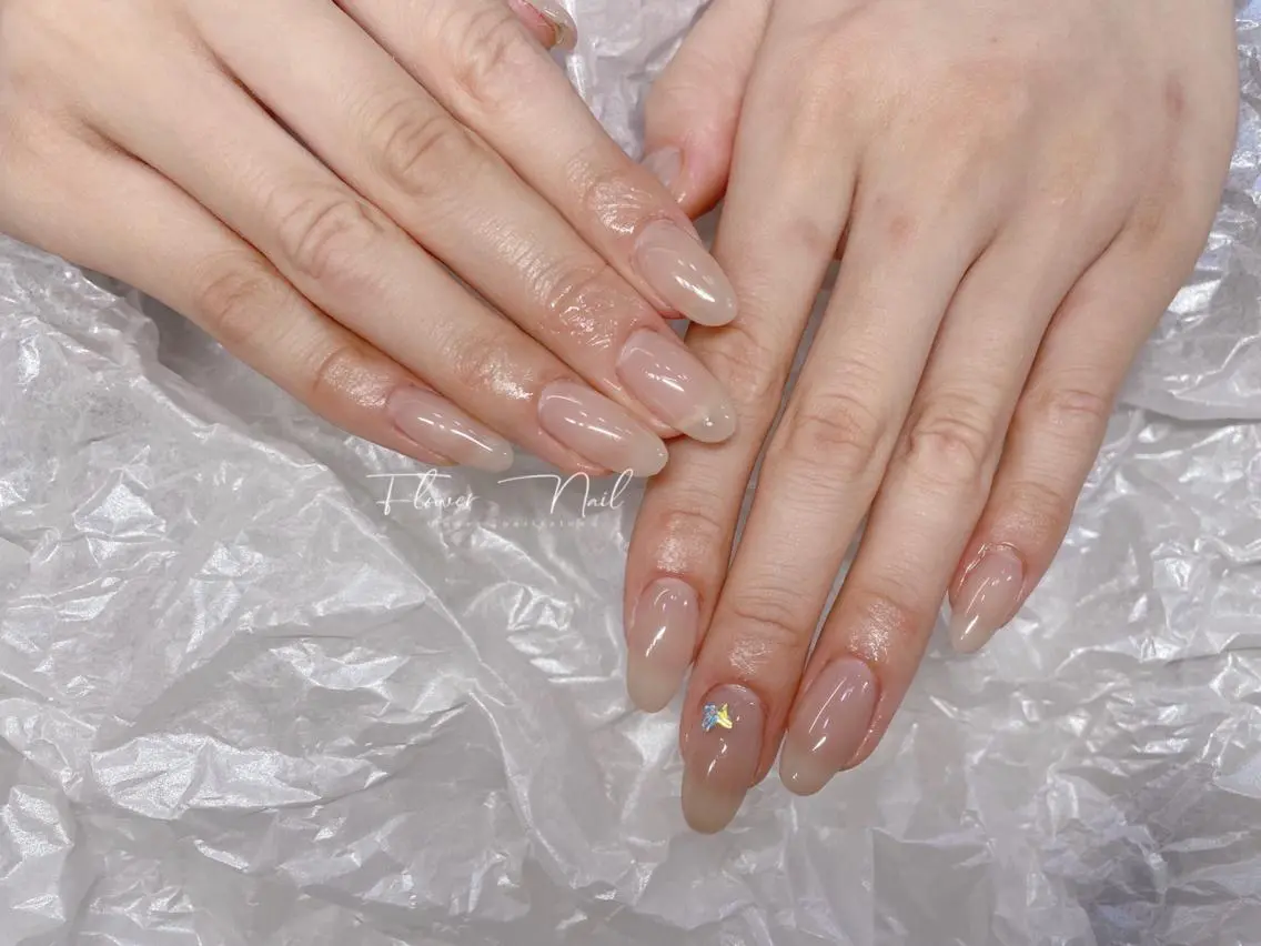 ネイル ストーンネイル ハンドネイル ハンドケア Flower nailのネイルデザイン