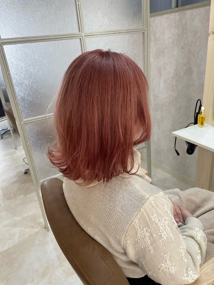 ミディアム カラー ベージュカラー ピンクカラー ピンクベージュ ヘアカラー トリートメント 〘 ROSSO〙 yunonのヘアスタイル