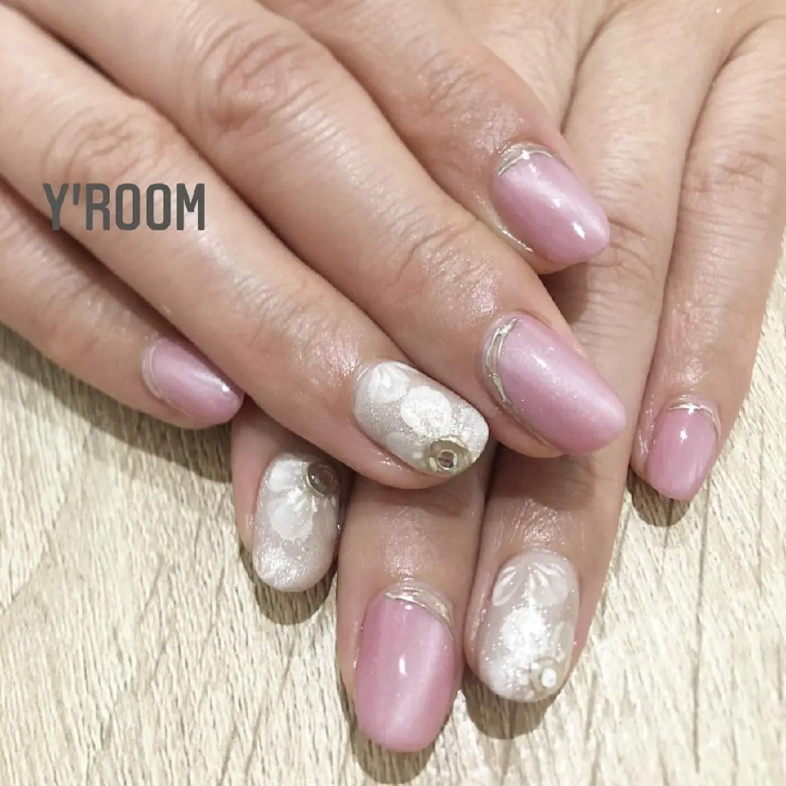 ネイル アートネイル ジェルネイル ニュアンスネイル ワンカラーネイル パラジェル ハンドネイル YUKA （ネイリスト）のネイルデザイン