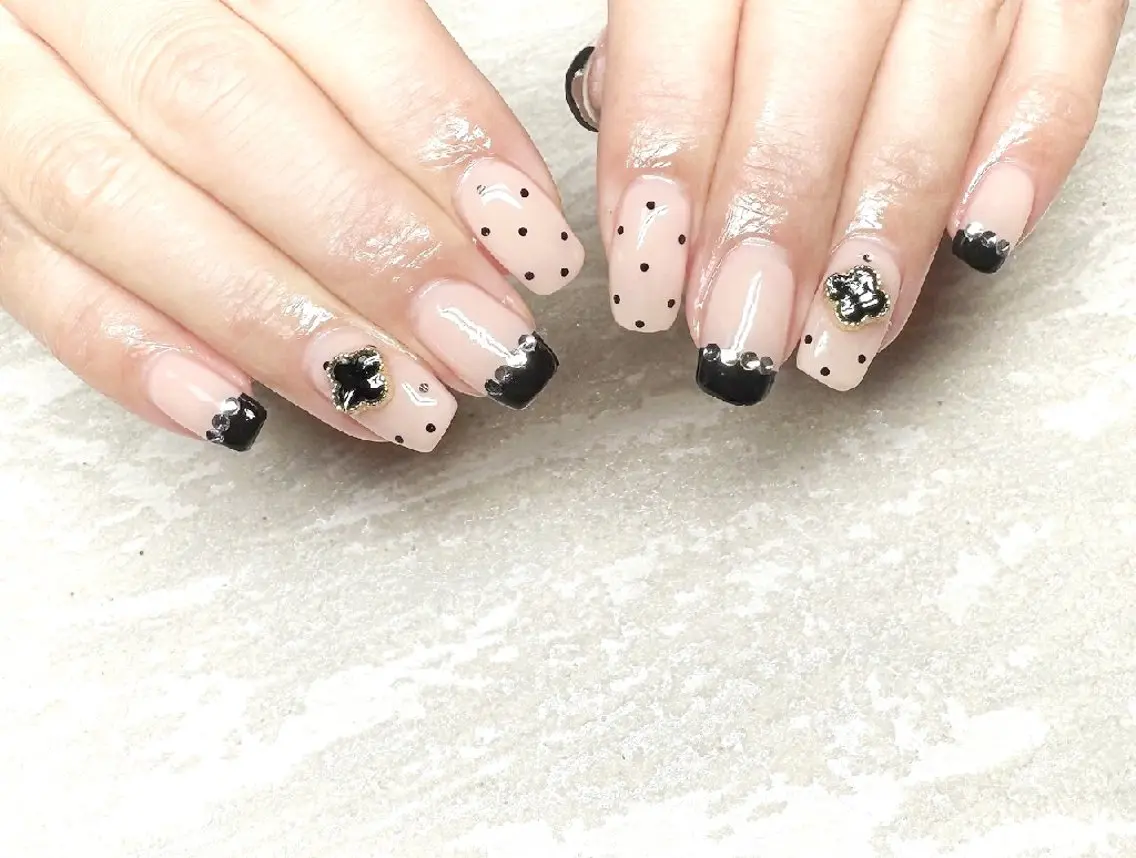 ネイル JULIE NAILのネイルデザイン